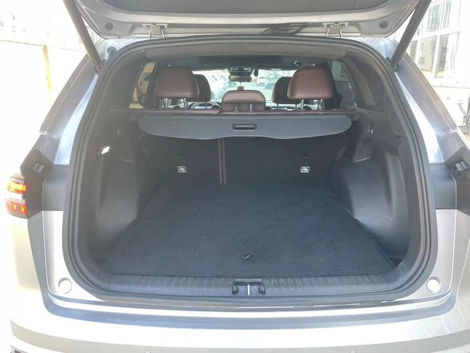 Geely Monjaro Premium 2021