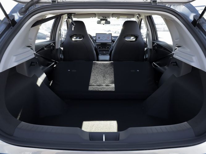 BYD e2