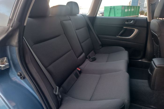 Subaru Outback 2007 2.5 МКПП