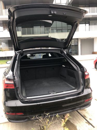 Audi A6 Универсал 2019, 114т км, 2.0 дизель,черный