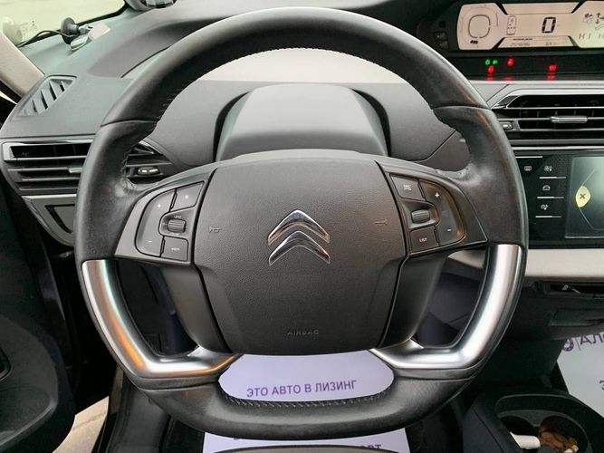 Купить Citroen C4 Picasso в кредит от 435 руб/мес