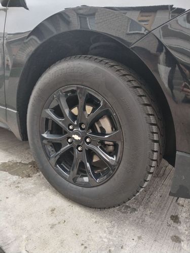 Автомобиль Chevrolet Equinox
