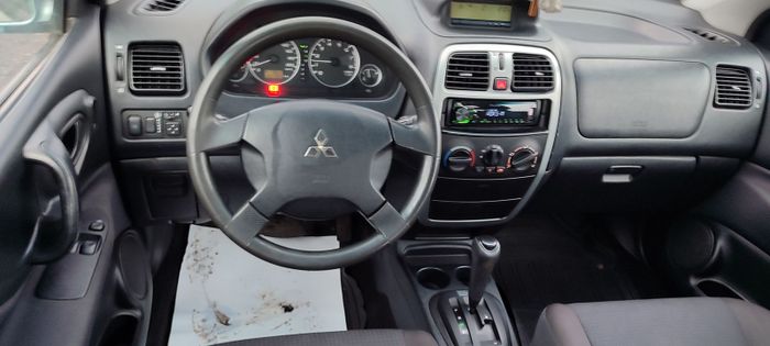 Мицубиси Спейс стар 1.8 акпп