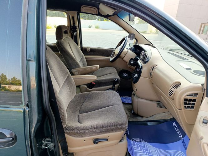 В кредит/лизинг без первого взноса Chrysler Voyager 7 мест
