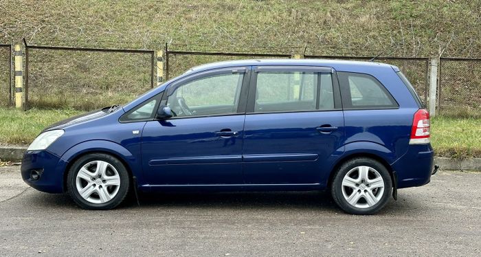 OPEL ZAFIRA