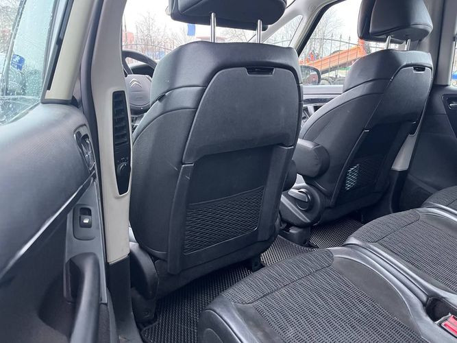 Купить Citroen C4 Picasso 2013 от 478 руб/мес