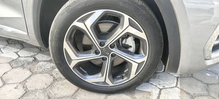 Geely Monjaro Premium 2021
