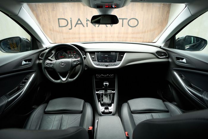 Opel Grandland X 2021г. 1.5 дизель