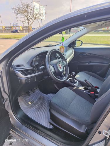 Автомобиль Fiat Tipo