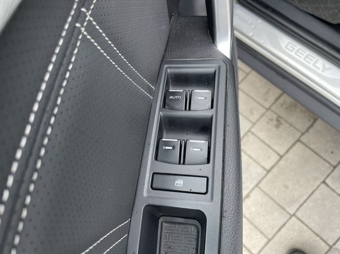 Geely Emgrand X7