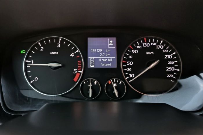 Автомобиль 