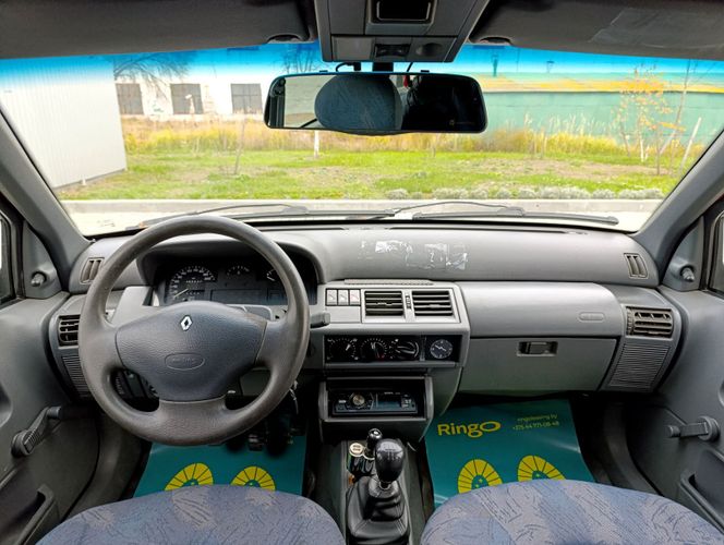 В кредит/лизинг без первого взноса Renault Clio I