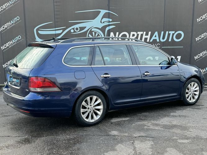 Volkswagen Golf VI