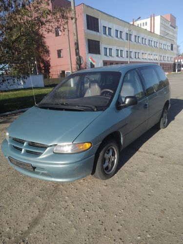 Авто Додж караван