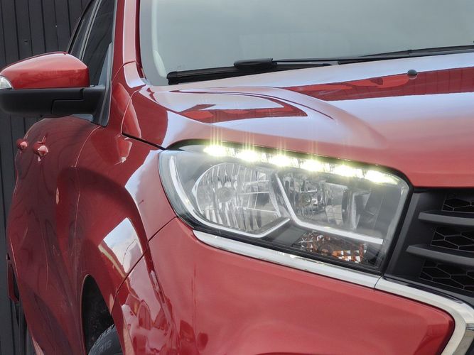 LADA XRAY
