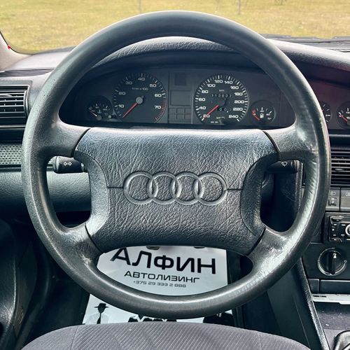 Audi 100