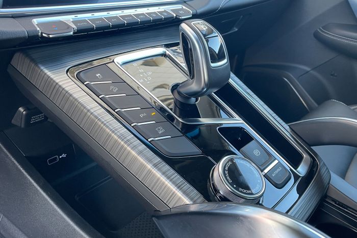 Geely Atlas Pro 2021 Flagship