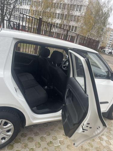 Skoda Fabia 03.2013 года 1.4 л.
