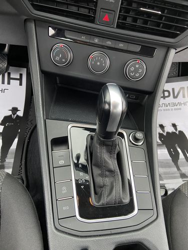 Volkswagen Jetta в Кредит или Лизинг за 1 день