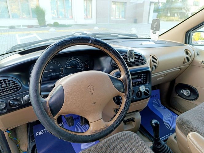 В кредит/лизинг без первого взноса Chrysler Voyager 7 мест