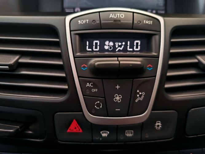 Автомобиль 