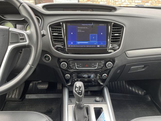 Geely Emgrand X7