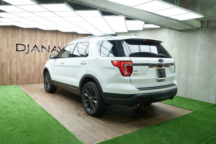 Ford Explorer 2018г. 2.3 бензин