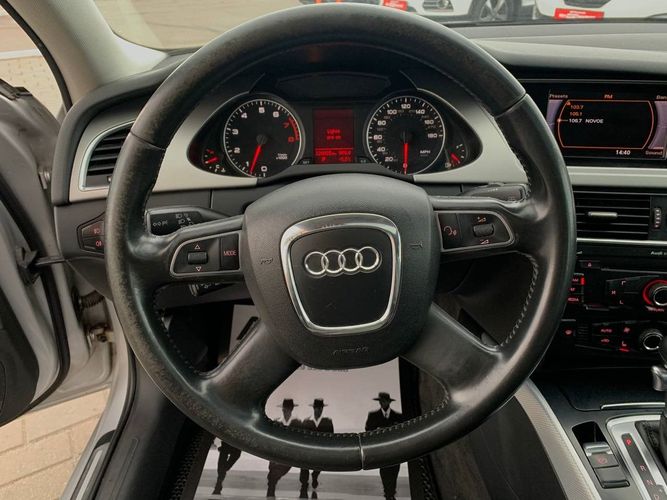 Купить Audi A4 B8 2010 в кредит от 507 руб/мес