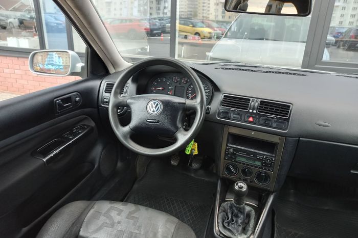 Volkswagen Bora 1999 1.6МТ