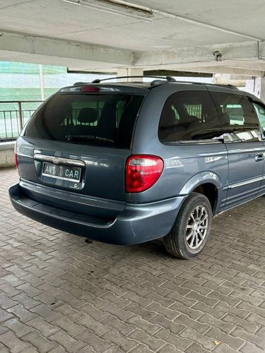 Chrysler Town Country