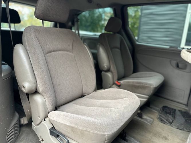 Chrysler Town Country
