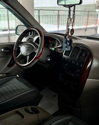 Chrysler Town Country