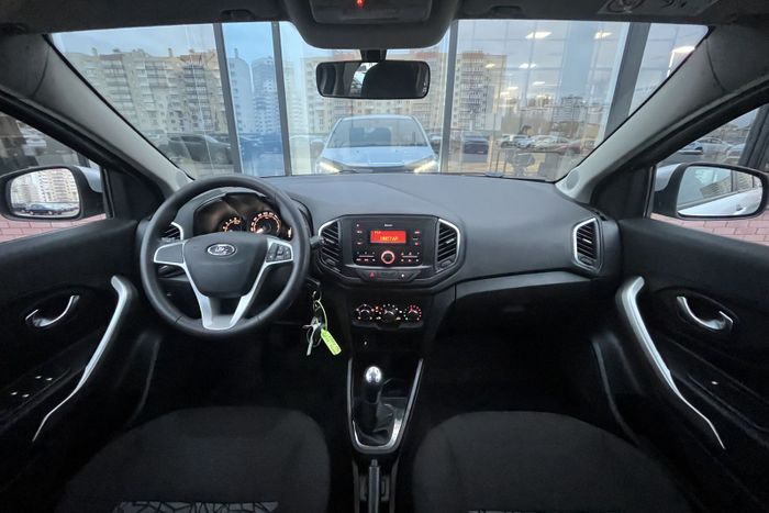 Lada XRAY 2019