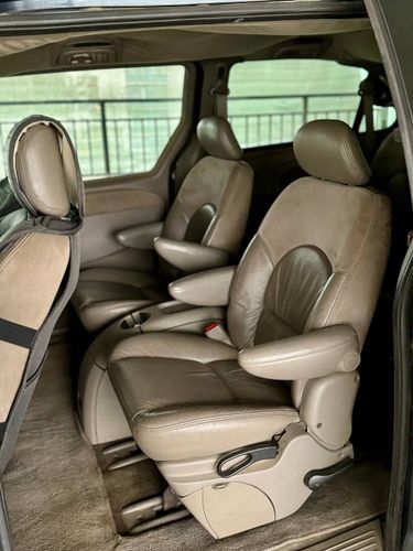 Chrysler Town Country