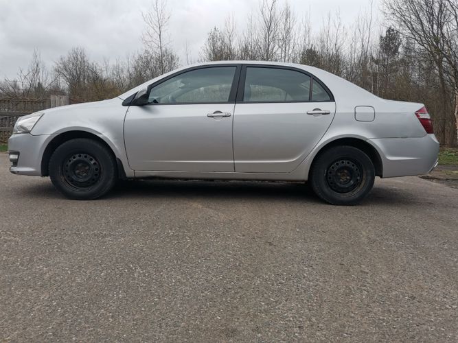 Geely sc7 