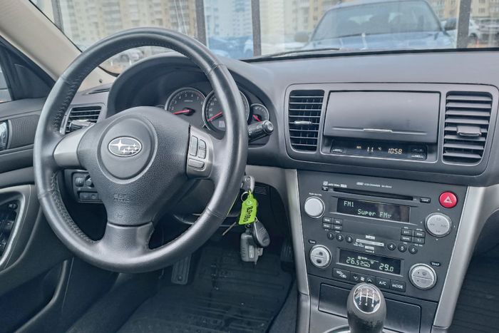 Subaru Outback 2007 2.5 МКПП