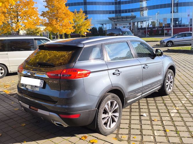 Geely Atlas 1.8
