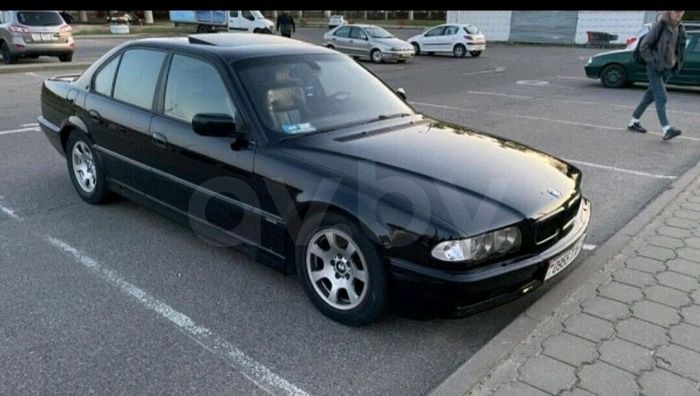 Автомобиль