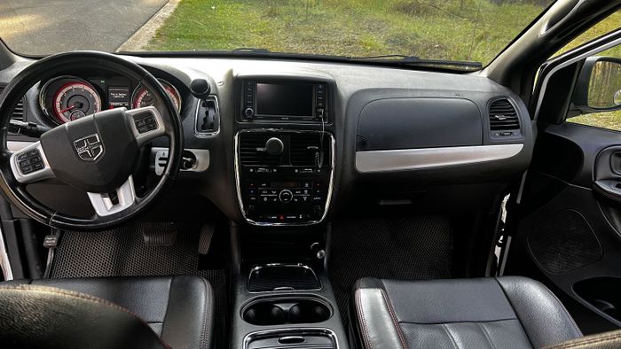 Dodge Grand Caravan 2017