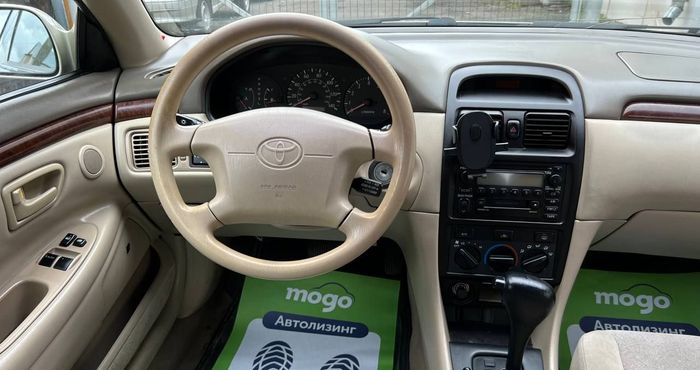 Toyota Camry Solara XV20
