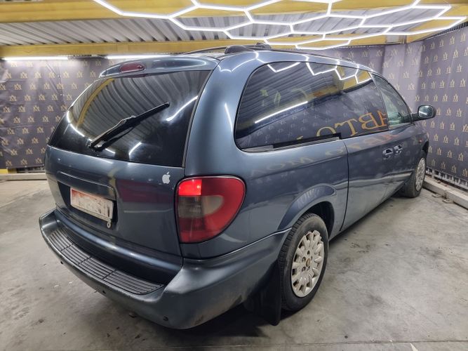 Chrysler Grand Voyager IV, 7 мест, 2001