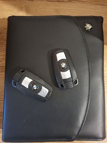 Автомобиль BMW