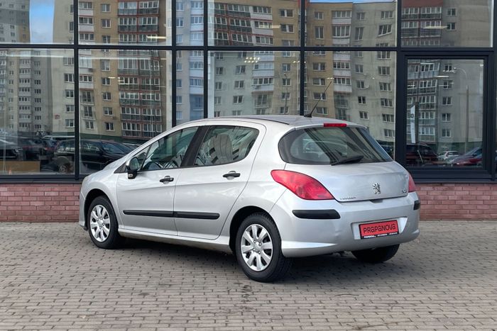 Peugeot 308 2010 1.4 MT