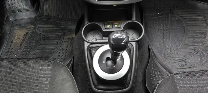 Lada Granta Liftback 2015 Робот ЛЮКС комплектация