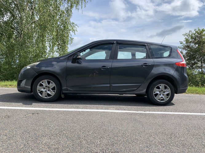 Renault Grand