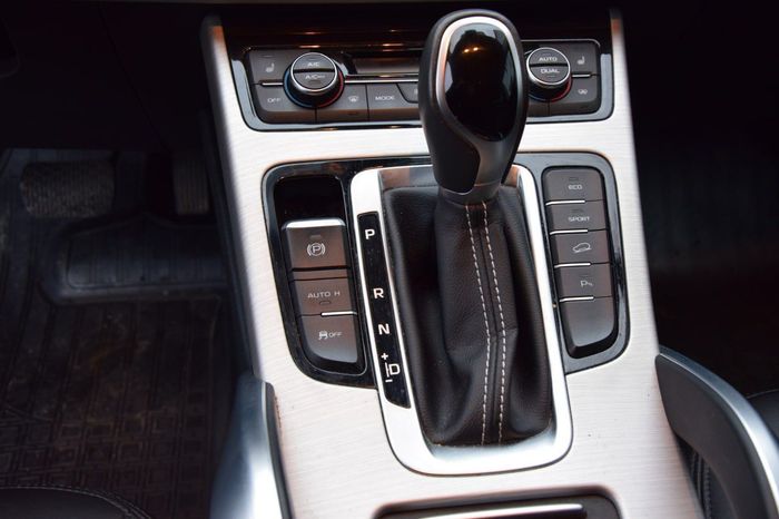  Geely Atlas I  2020