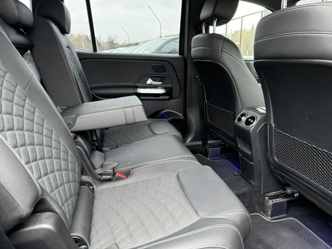 Mercedes-Benz GLB 200