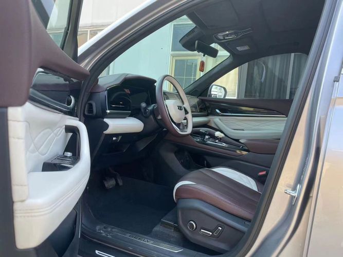 Geely Monjaro Premium 2021