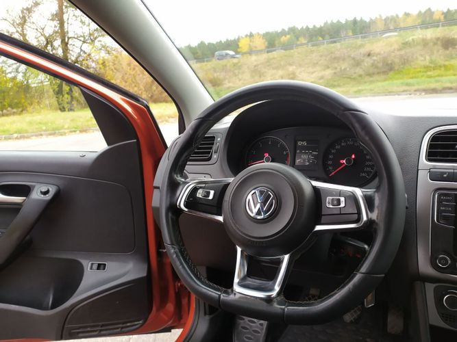 Автомобиль Volkswagen