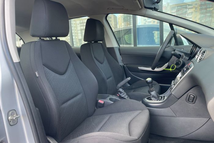 Peugeot 308 2010 1.4 MT
